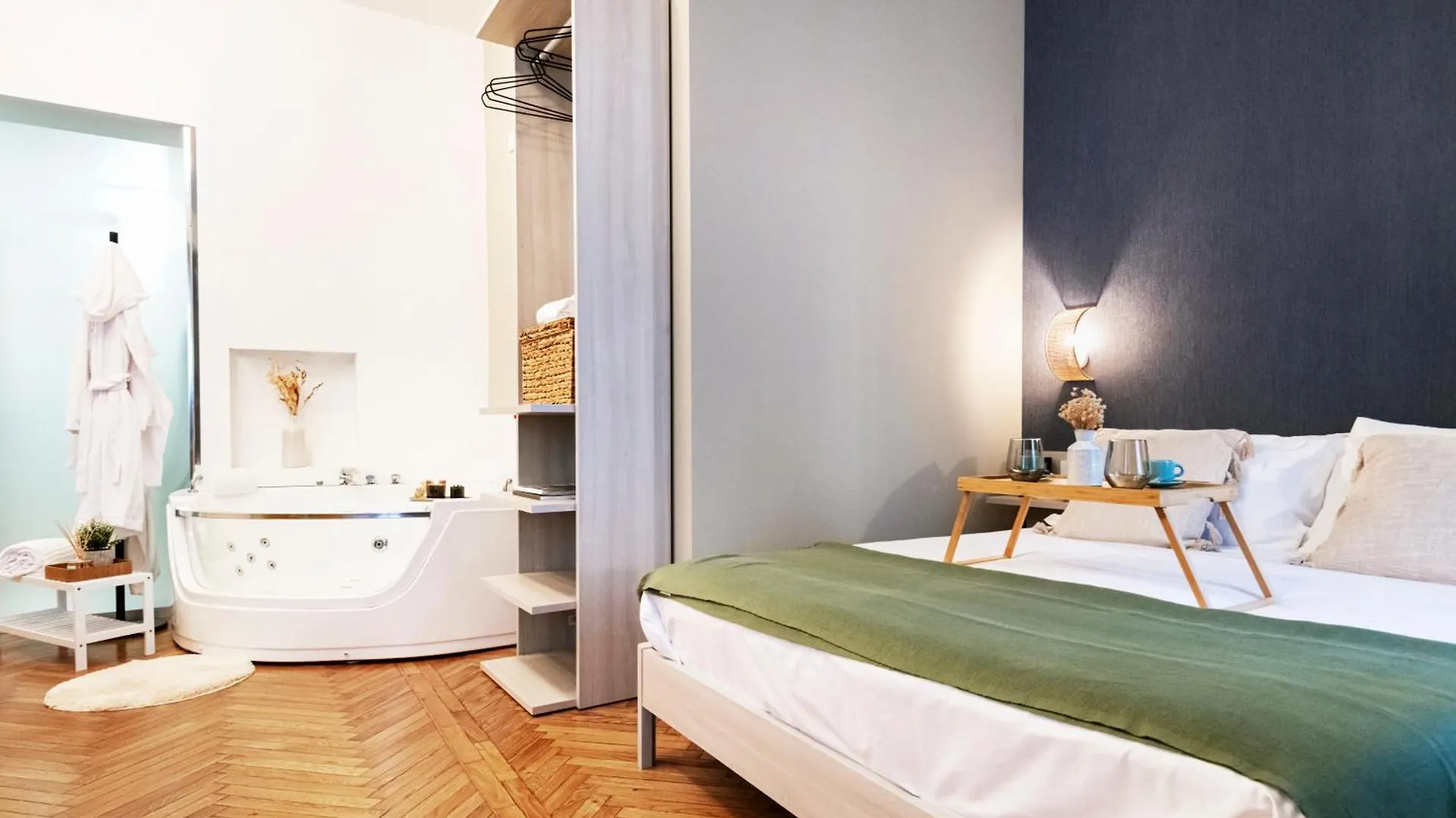 Easylife - Suite In Centrale Milan Hotel