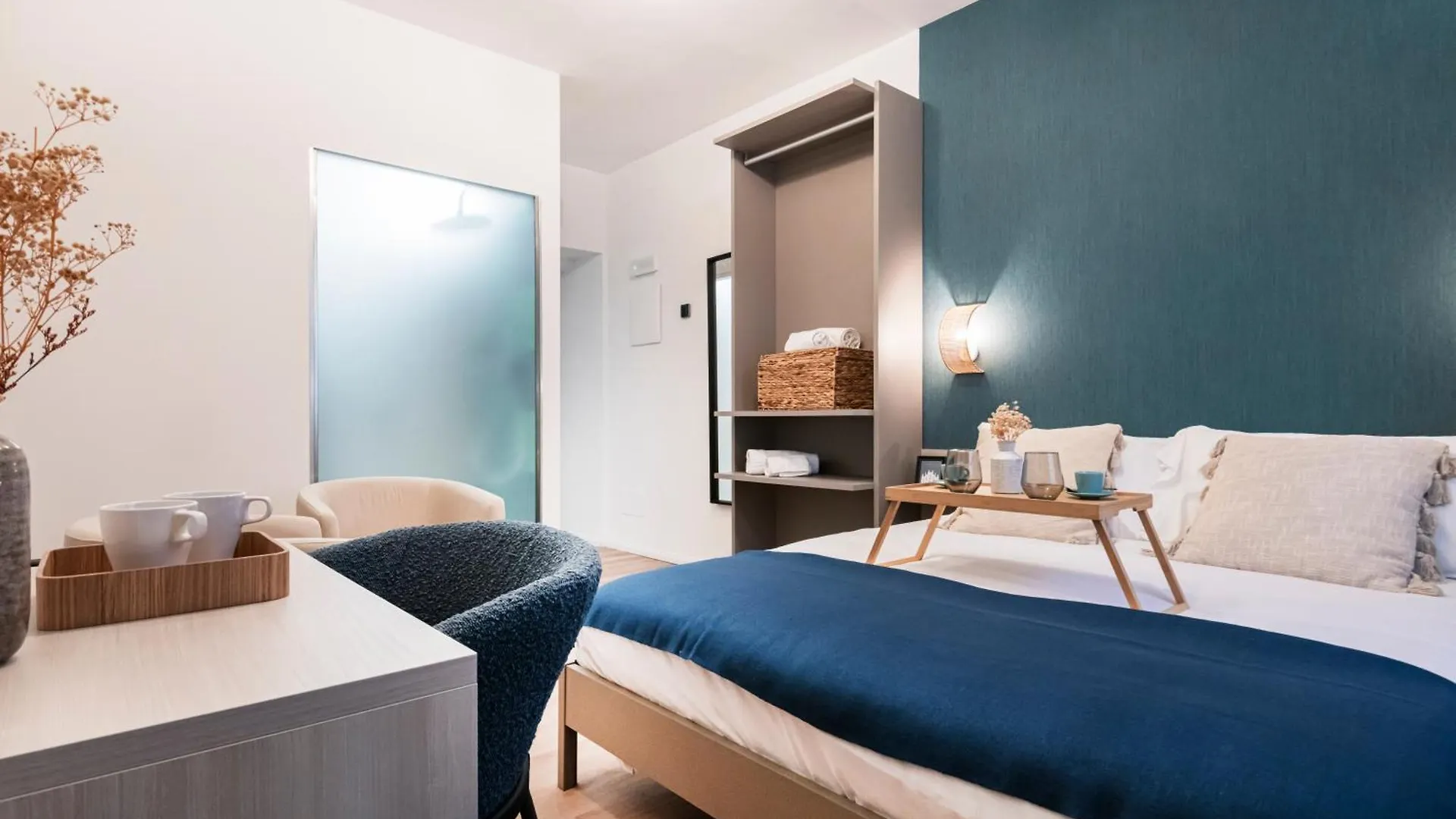 Easylife - Suite In Centrale Milan 0*,