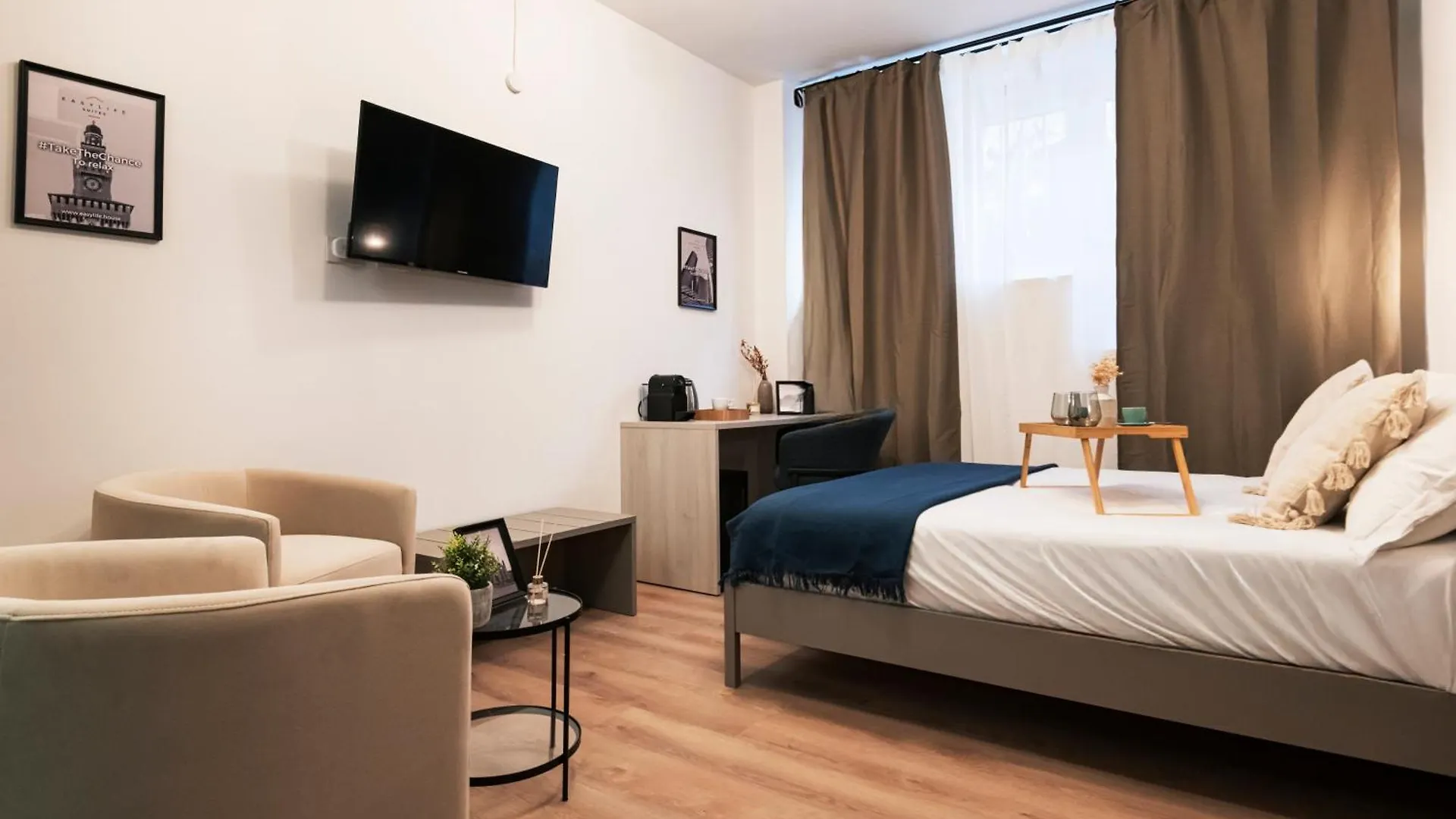 Hotel Easylife - Suite In Centrale Milan Italy