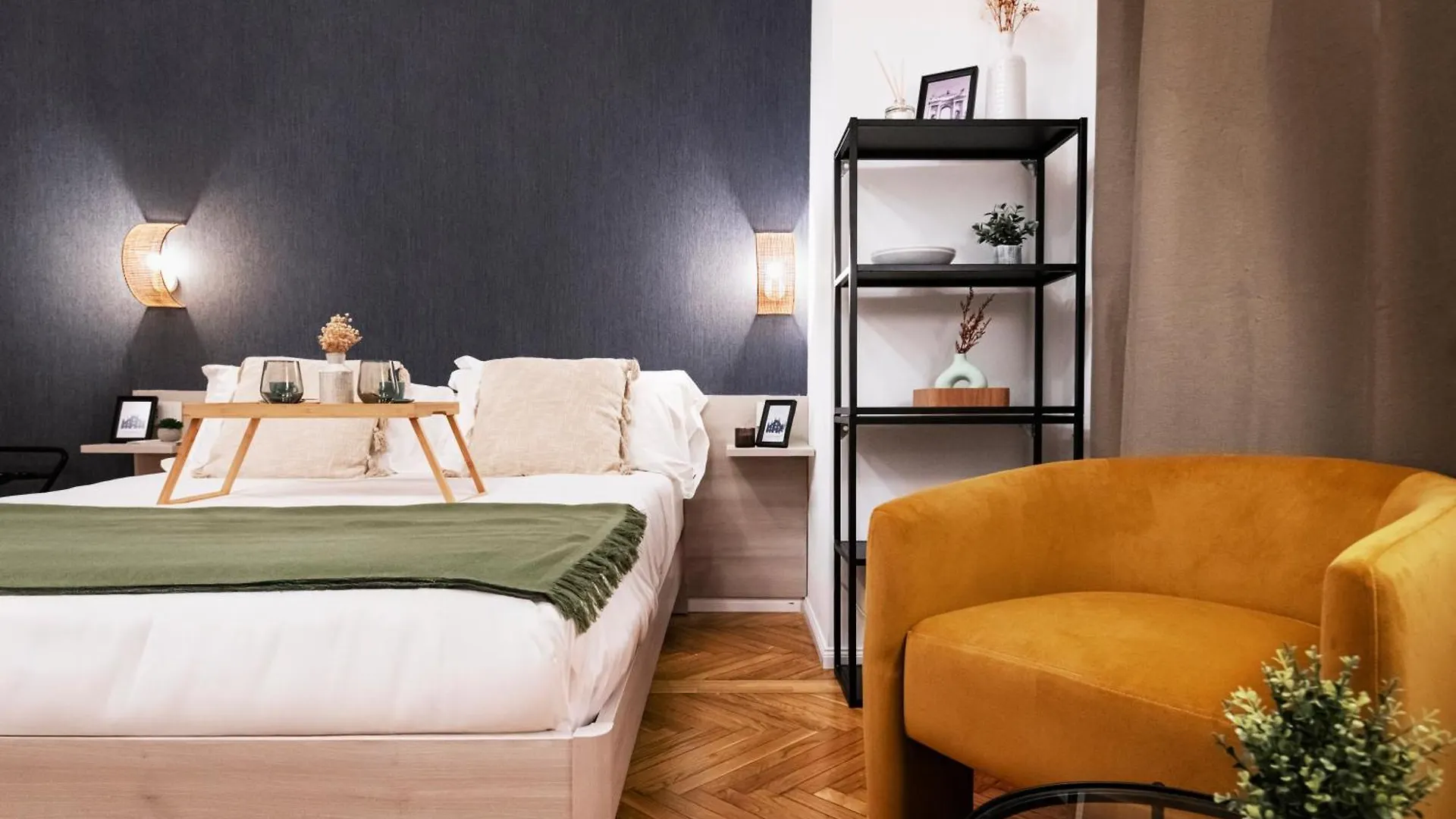 Hotel Easylife - Suite In Centrale Milaan