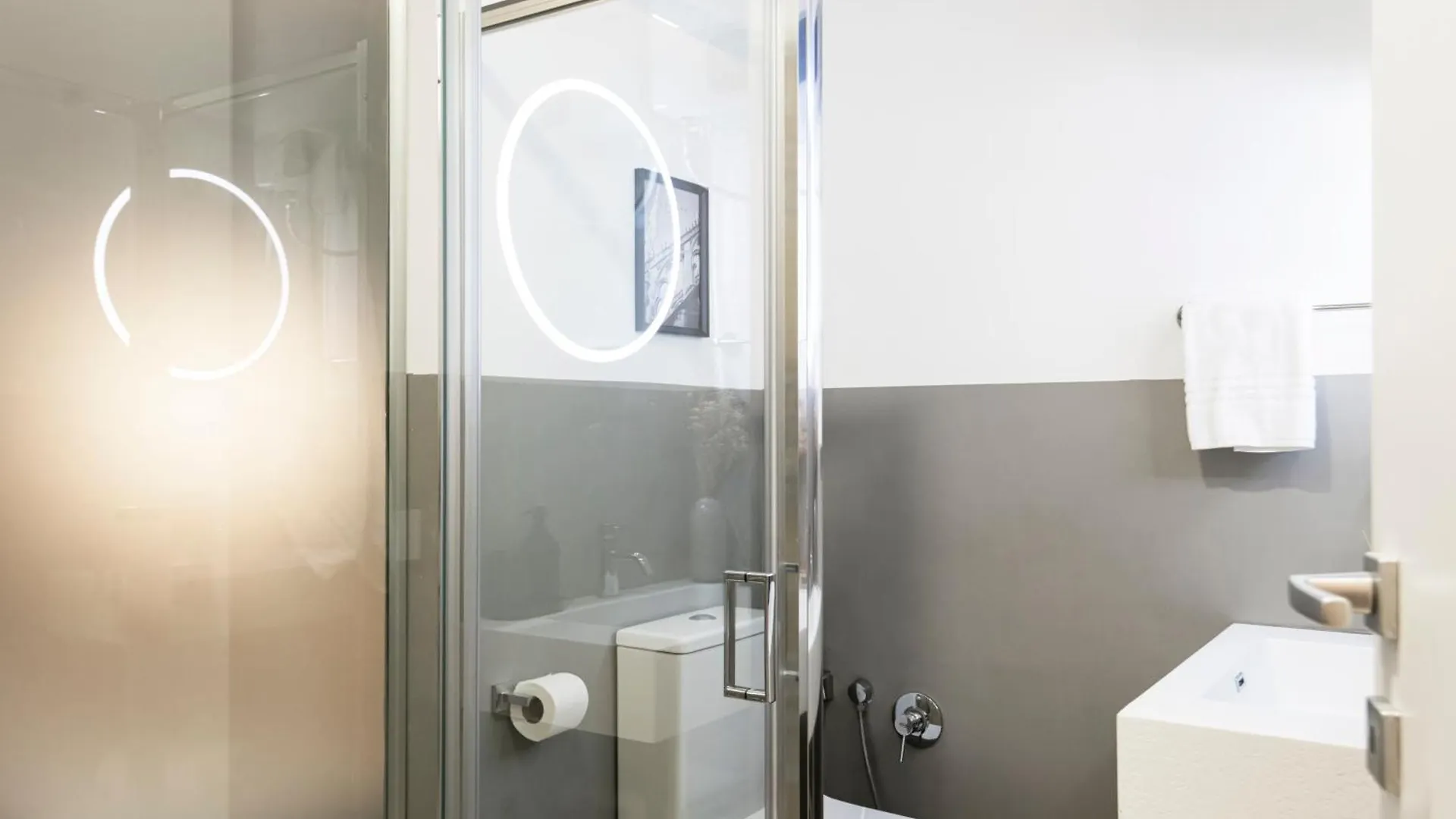 Hotel Easylife - Fl Suite In Centrale Milan