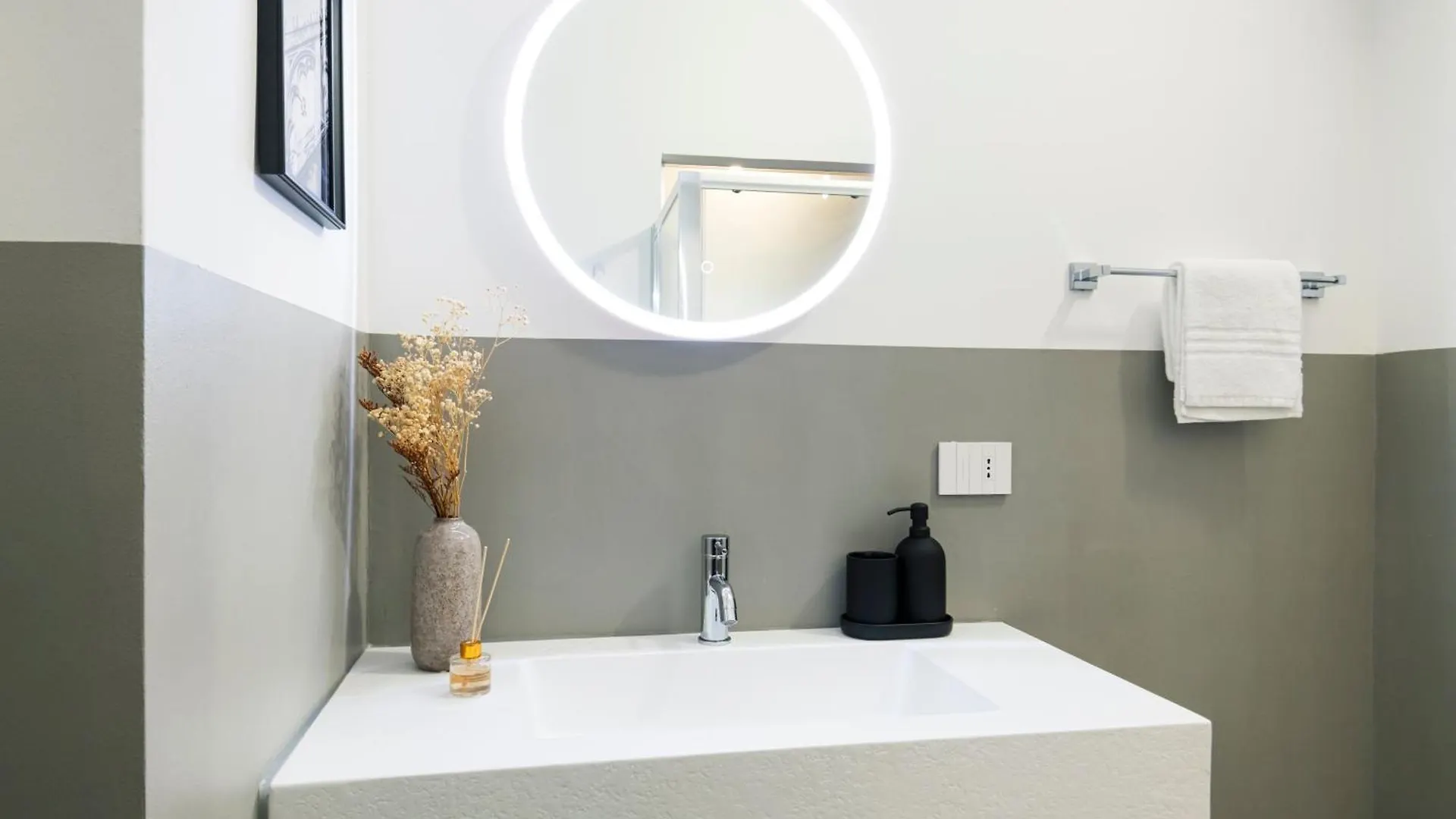 Easylife - Fl Suite In Centrale Milan Italy